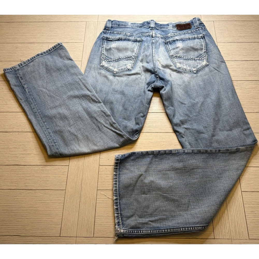 BKE Buckle TYLER 34x32 Men Straight Leg Blue‎ Denim Distressed Lived In Jeans